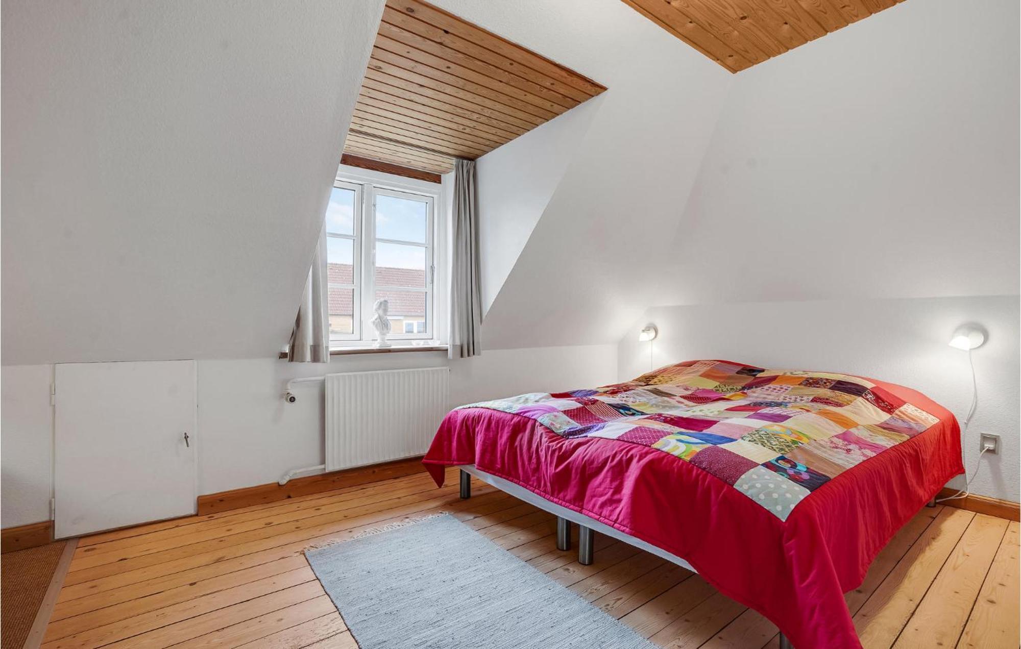 Lovely Home In Sonderborg With Kitchen Exterior foto